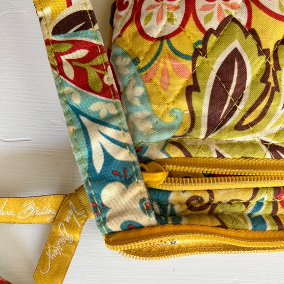 Vera Bradley matching wallet and small pocketbook - Picture 3 of 6